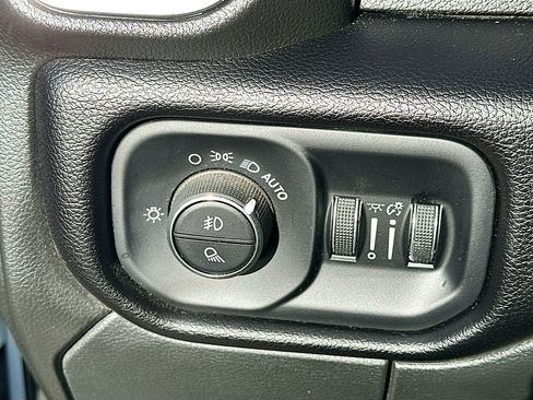 Used 2024 RAM 2500 Laramie image 17