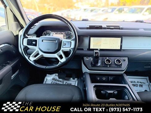 Used 2022 Land Rover Defender 110 image 24