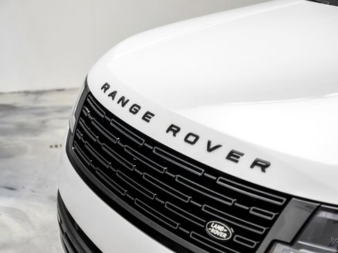 Used 2023 Land Rover Range Rover Autobiography AWD/4WD image 32