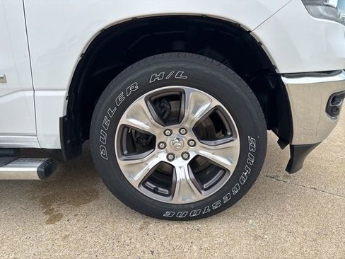 Used 2023 RAM 1500 Laramie AWD/4WD image 9
