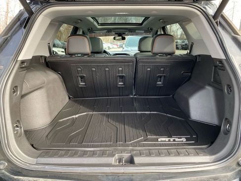 Used 2022 GMC Terrain AT4 w/ Infotainment Package II image 37