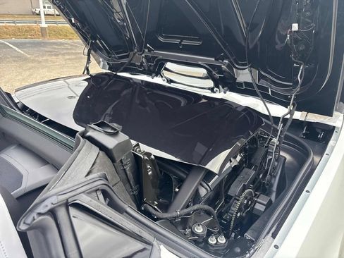 New 2026 Chevrolet Corvette Stingray Convertible w/ Z51 Performance Package image 27