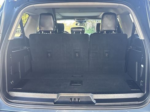 Certified 2020 Ford Expedition Max Platinum image 8