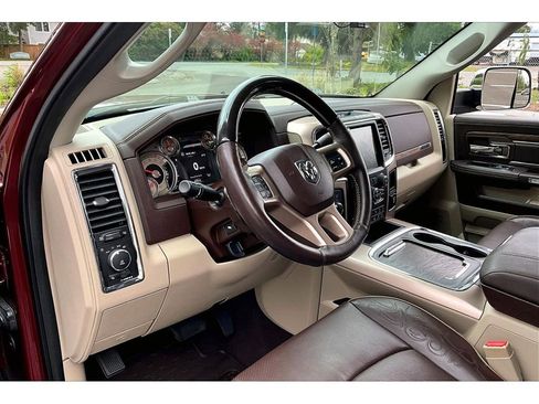 Used 2017 RAM 2500 Longhorn w/ Convenience Group AWD/4WD image 14