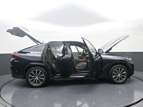 Used 2026 BMW X6 xDrive40i AWD/4WD image 45