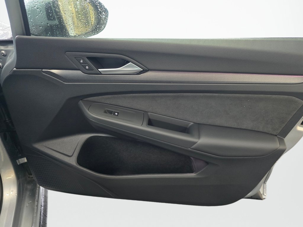 New 2026 Volkswagen GTI SE FWD image 42