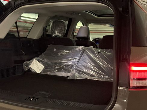 New 2026 Lincoln Aviator Reserve image 8