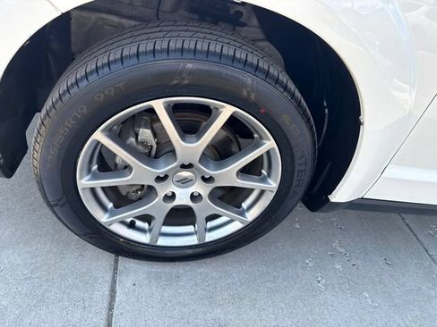 Used 2019 Dodge Journey GT AWD/4WD image 17