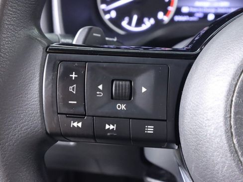Used 2021 Nissan Rogue SV AWD/4WD image 13