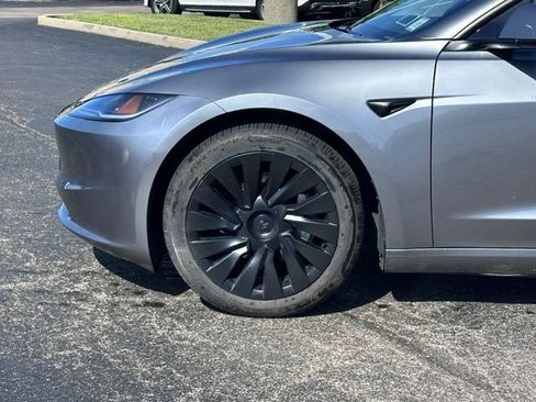 Used 2025 Tesla Model 3 Long Range AWD/4WD image 8