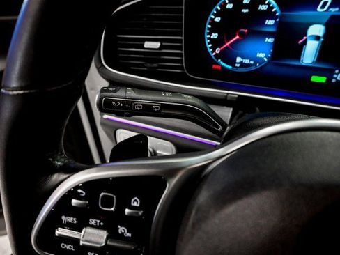 Used 2023 Mercedes-Benz GLS 450 4MATIC image 44