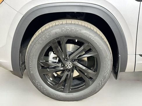 New 2026 Volkswagen Atlas Cross Sport SEL R-Line AWD/4WD image 19