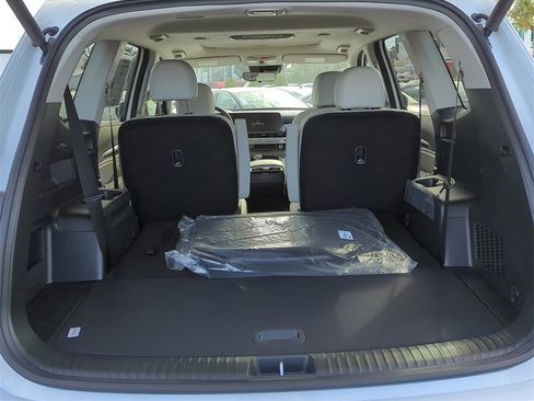 New 2025 Kia Telluride S image 12