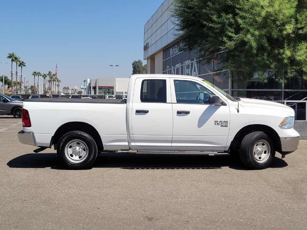 Used 2024 RAM 1500 Classic SLT AWD/4WD image 5