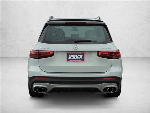 Used 2022 Mercedes-Benz GLB 35 AMG 4MATIC image 7