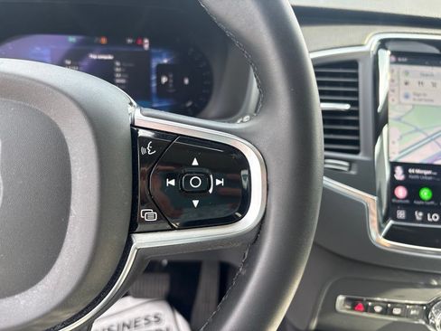 Certified 2023 Volvo XC90 B5 Core w/ Protection Package Premier AWD/4WD image 21