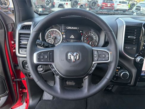 Used 2025 RAM 1500 Big Horn AWD/4WD image 21