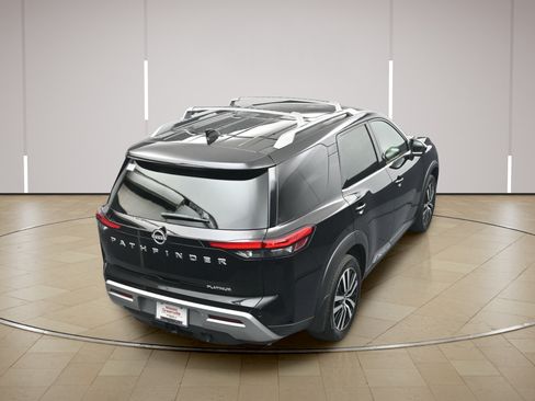 Certified 2025 Nissan Pathfinder Platinum w/ Cargo Package FWD image 37