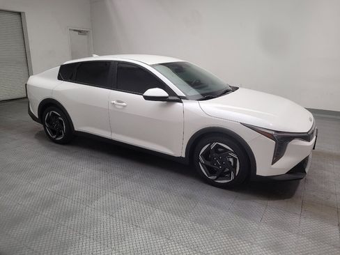Used 2025 Kia K4 EX FWD image 11