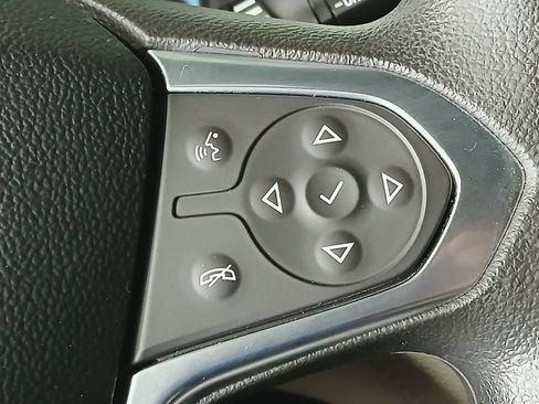 Used 2023 Chevrolet Traverse LS w/ Safety Package AWD/4WD image 31