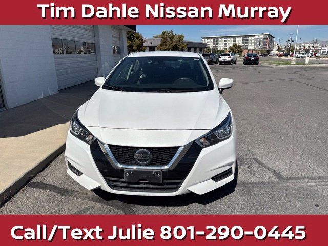 Used 2022 Nissan Versa SV FWD image 5