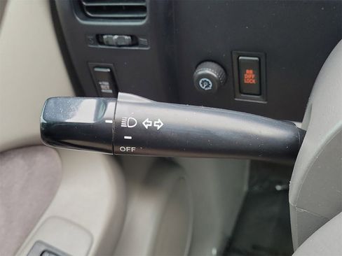 Used 2004 Toyota Tacoma PreRunner image 17