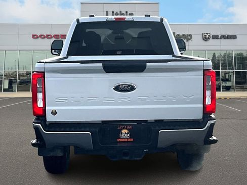 Used 2024 Ford F350 XLT w/ FX4 Off-Road Package image 5