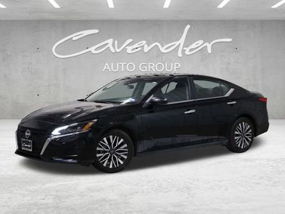 Used 2024 Nissan Altima 2.5 SV