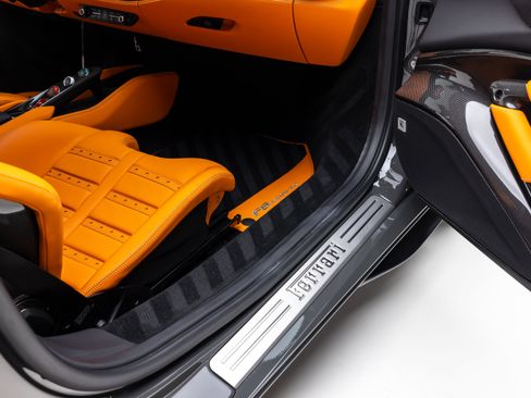 Certified 2022 Ferrari F8 Tributo RWD image 51