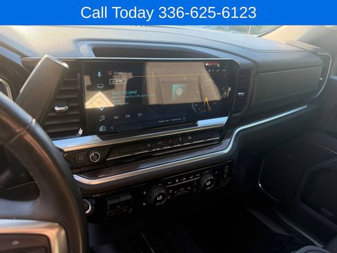 Used 2025 Chevrolet Silverado 3500 LT AWD/4WD image 19
