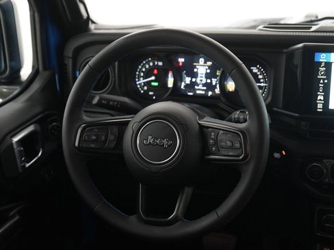 Used 2024 Jeep Wrangler Unlimited Rubicon 4xe w/ Technology Group AWD/4WD image 14