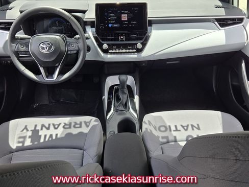 Used 2026 Toyota Corolla SE FWD image 12
