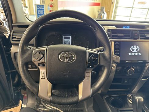 Used 2023 Toyota 4Runner SR5 image 29