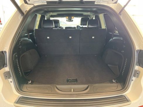 Certified 2020 Jeep Grand Cherokee Limited image 10