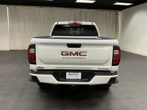 New 2026 GMC Canyon Elevation RWD image 4