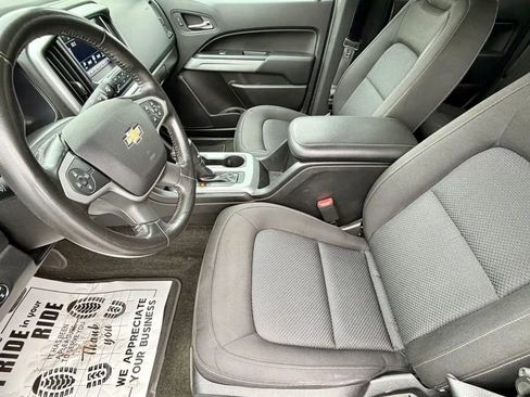 Used 2017 Chevrolet Colorado LT w/ LT Convenience Package AWD/4WD image 10