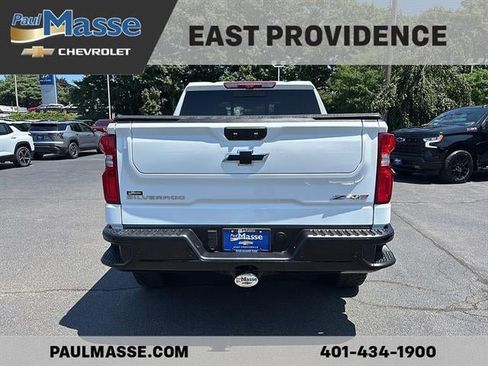 Used 2024 Chevrolet Silverado 1500 ZR2 w/ Technology Package AWD/4WD image 6