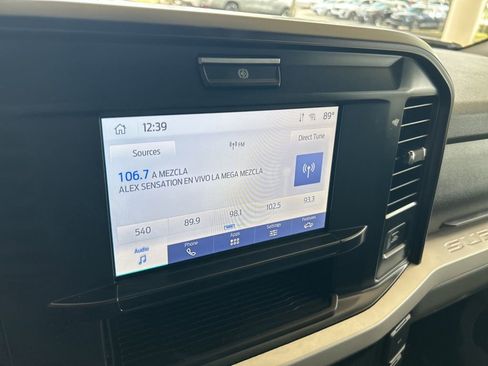 Used 2025 Ford F350 XLT image 7