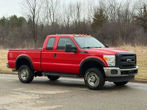 Used 2016 Ford F250 XL w/ XL Value Package image 2