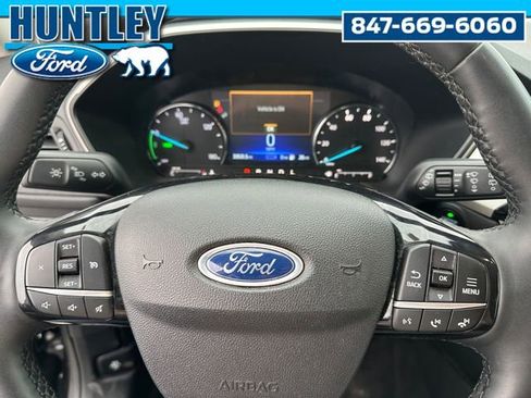 Used 2021 Ford Escape SE w/ Cold Weather Package image 23