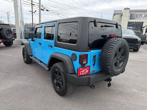 Used 2018 Jeep Wrangler Unlimited Sport S AWD/4WD image 4