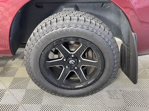 Used 2021 RAM 1500 Express w/ Wheel & Sound Group AWD/4WD image 18