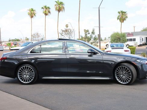 Used 2022 Mercedes-Benz S 580 4MATIC Sedan image 13
