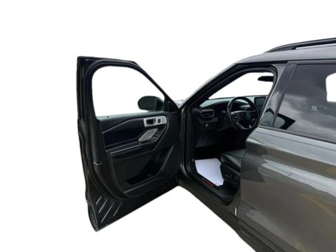 Used 2020 Ford Explorer ST w/ Premium Technology Package AWD/4WD image 10
