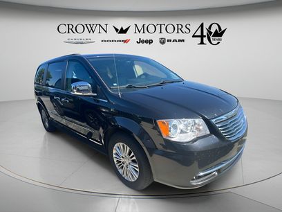 Used 2015 Chrysler Town & Country Touring-L w/ Trailer Tow Group