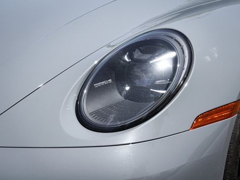 Used 2024 Porsche 911 Carrera 4 GTS AWD/4WD image 6
