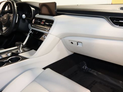 Used 2024 Genesis G70 2.5T image 55
