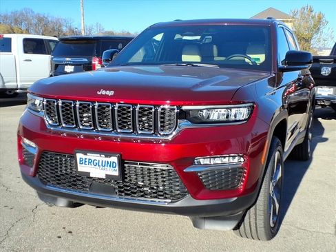 New 2025 Jeep Grand Cherokee Limited image 9
