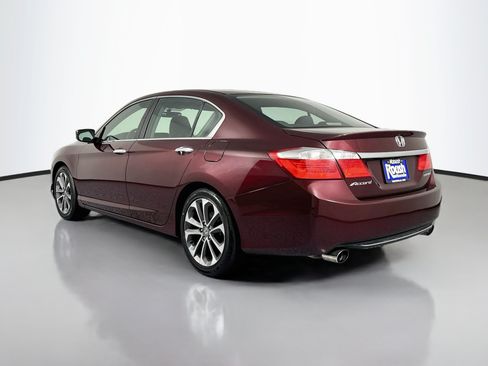 Used 2015 Honda Accord Sport image 7