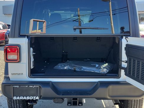 New 2026 Jeep Wrangler Unlimited Sport AWD/4WD image 10